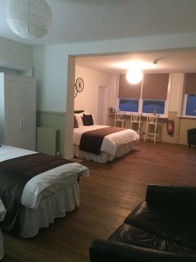 Good Intent Rooms Waltham Abbey Bagian luar foto