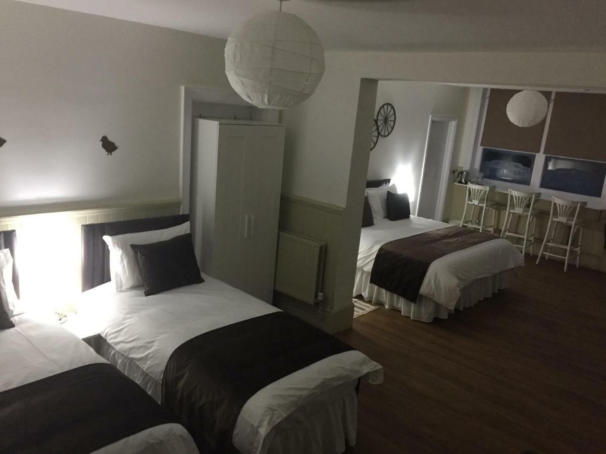 Good Intent Rooms Waltham Abbey Bagian luar foto